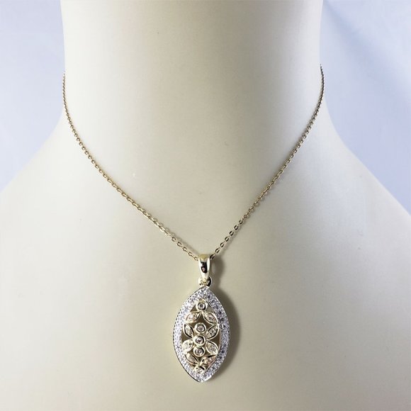 14 Karat Yellow and White Gold Diamond Pendant - Picture 8 of 9